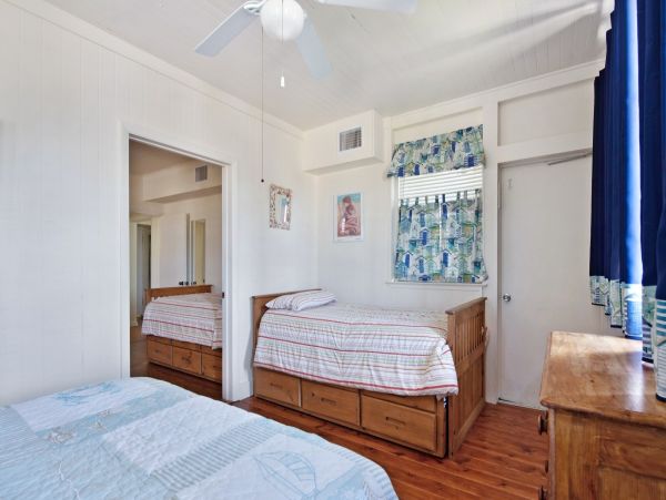 Value Anna Maria Vacation Rentals 3 Bedrooms Sleeps 8 Pool