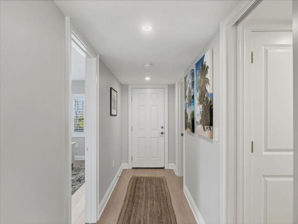 Boca Grande Two Bedroom Vacation Condo with Pool & Spa