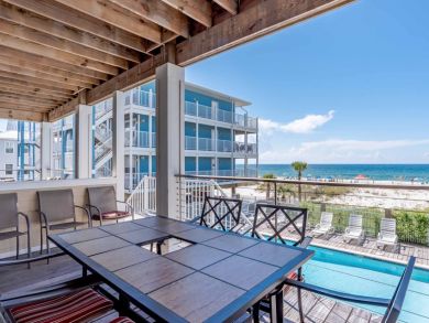 Stunning Views with the Whole Family on the Beach, Sleeps 40