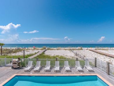 Stunning Views with the Whole Family on the Beach, Sleeps 40