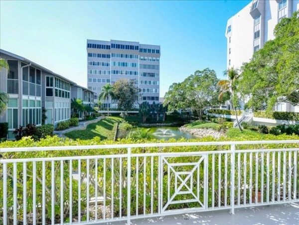 Gulfside Siesta Key Vacation Condo with 2 Bedrooms