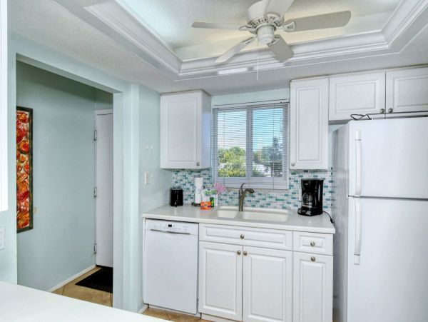 One of the Most Popular Beach Communities in Siesta Key