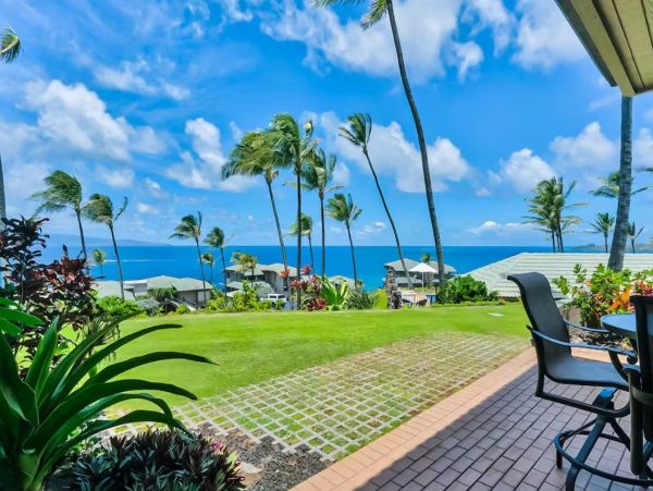 Ground Floor Maui Condo with Beach Access Spectacular