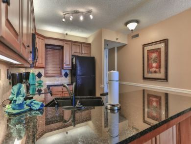 Upscale Beachfront Vacation Rental Gulf Views on Beach