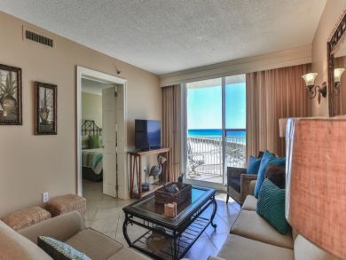 Upscale Beachfront Vacation Rental Gulf Views on Beach