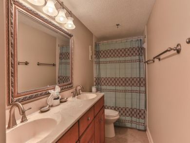 Upscale Beachfront Vacation Rental Gulf Views on Beach