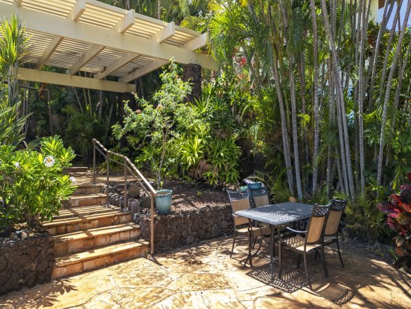 Maui Lahaina Vacation Rental Home Pool Golf Pacific Views