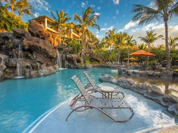 Maui Luxury Vacation Rental 3-Bedroom Villa with Private Lanai and Resort Pool