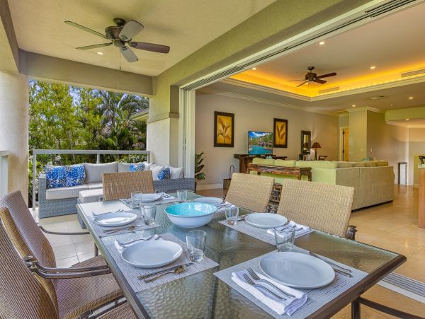 Maui Luxury Vacation Rental 3-Bedroom Villa with Private Lanai and Resort Pool