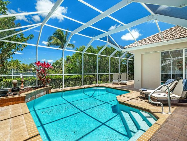 Cape Coral Rental Home Sleeps 10 Guests -  Call to Reserve