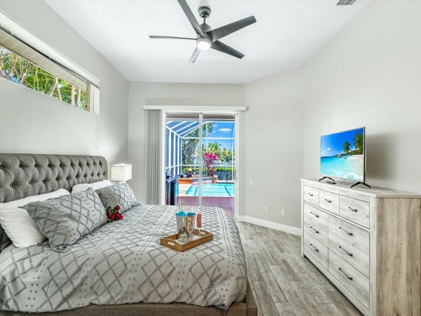 Cape Coral Rental Home Sleeps 10 Guests -  Call to Reserve