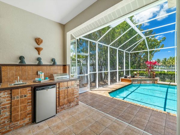Cape Coral Rental Home Sleeps 10 Guests -  Call to Reserve