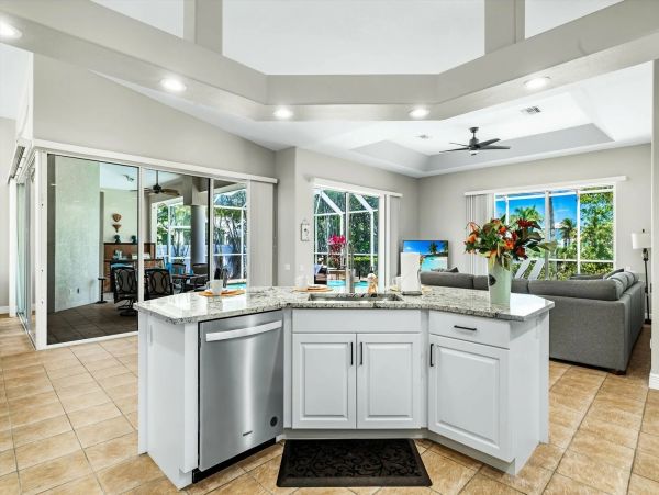 Cape Coral Rental Home Sleeps 10 Guests -  Call to Reserve