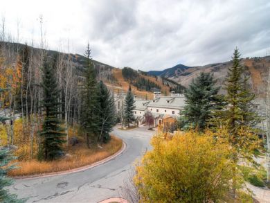 Beaver Creek Vacation Accommodation Ski Out