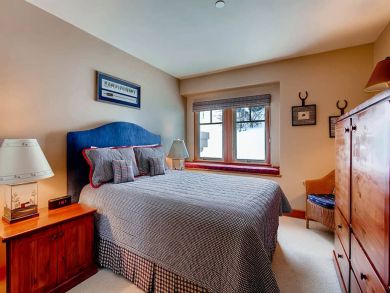 Beaver Creek Vacation Accommodation Ski Out