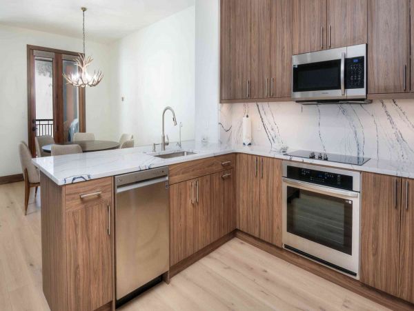 Beaver Creek Vacation Accommodation Sleeps 8