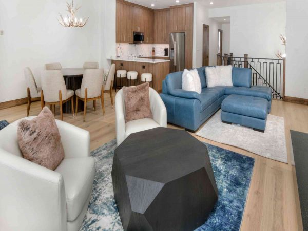 Beaver Creek Vacation Accommodation Sleeps 8