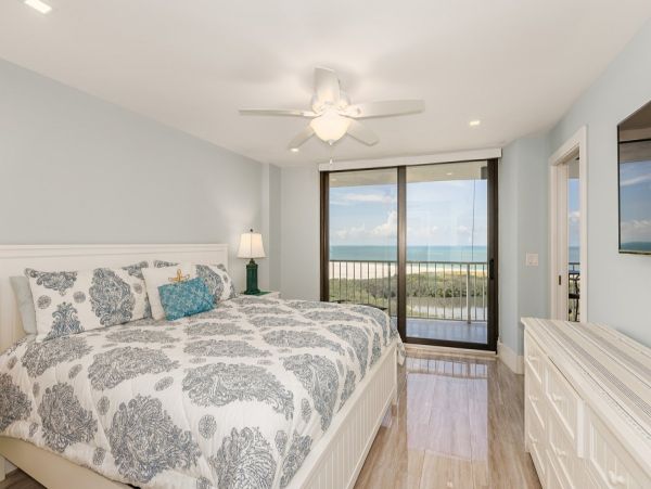Two Bedroom Marco Island Vacation Condo with Gulf Views