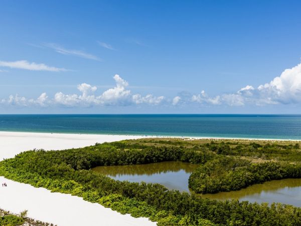Two Bedroom Marco Island Vacation Condo with Gulf Views