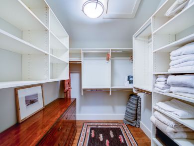 Aspen Vacation Accommodation Call Today!