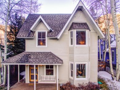 Aspen Vacation Accommodation Call Today!
