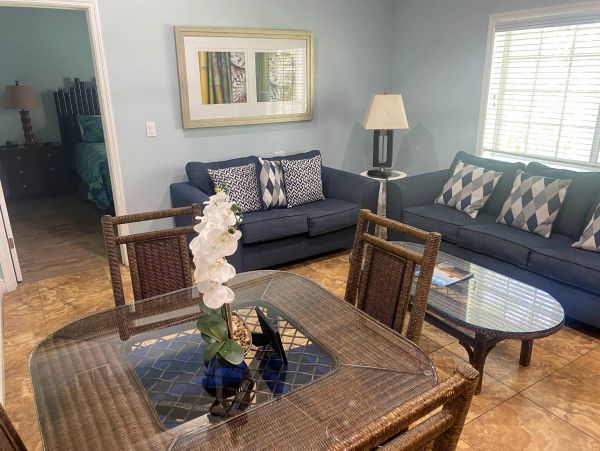 Siesta Key Vacation Condo Two Bedroom Walk to Beach