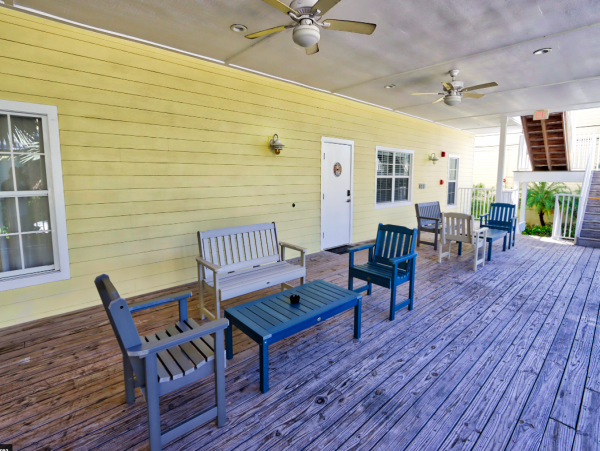 1 Bedroom Condo across the street from the beach