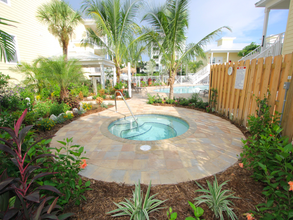 1 Bedroom Condo across the street from the beach
