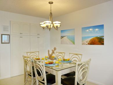 Marco Island Condo 910094