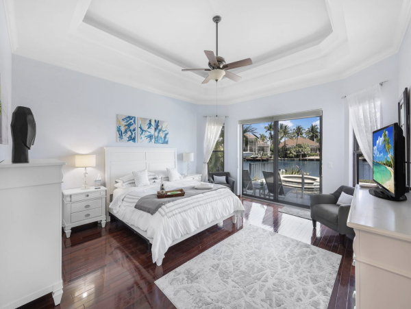 Luxury Pool Home Four Bedrooms Marco Island