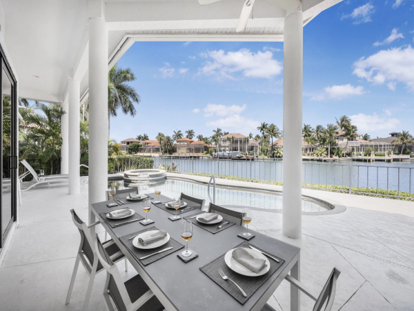 Luxury Pool Home Four Bedrooms Marco Island
