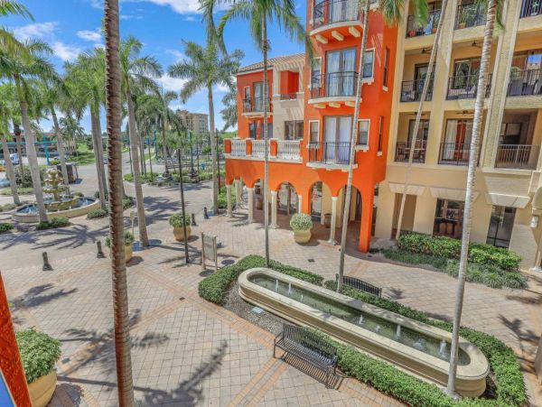Marco Island 2 Bedroom Condo with Balcony Sleeps 6