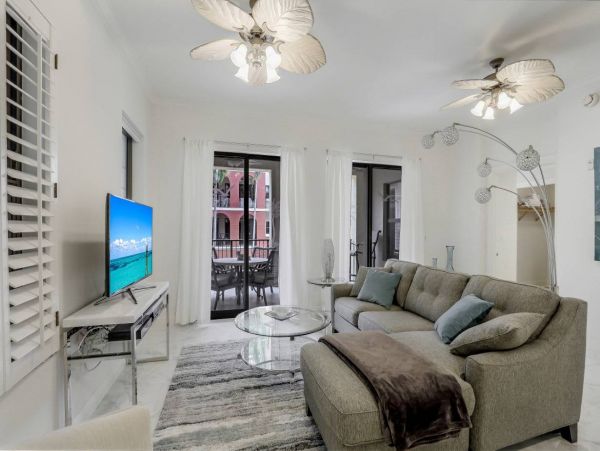 Marco Island 2 Bedroom Condo with Balcony Sleeps 6
