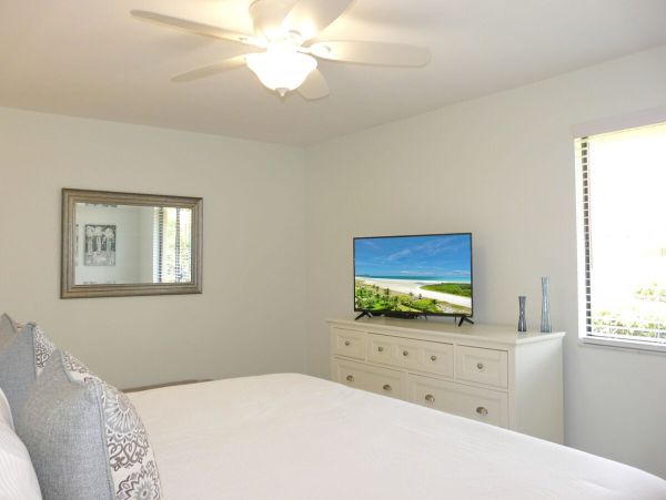 Marco Island Vacation Pool Home Three Bedroom