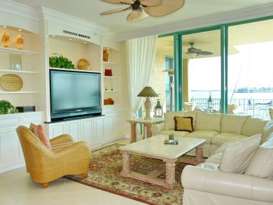 Marco Island Condo 910111