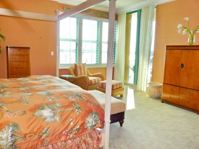Marco Island Condo 910111