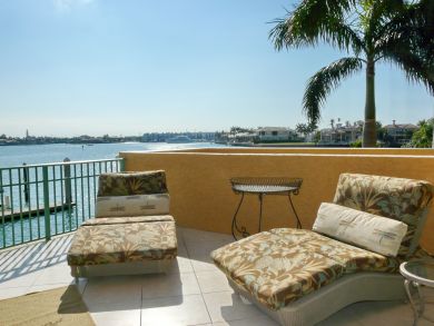 Marco Island Condo 910111