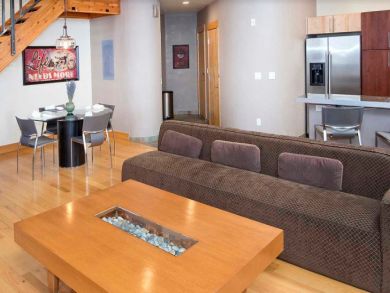 Arrowhead Condo 910116