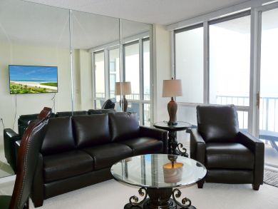 Marco Island Vacation Condo Beach Views Excellent Interior