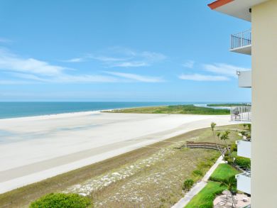 Marco Island Vacation Condo Beach Views Excellent Interior