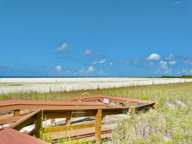 Marco Island Vacation Condo Beach Views Excellent Interior
