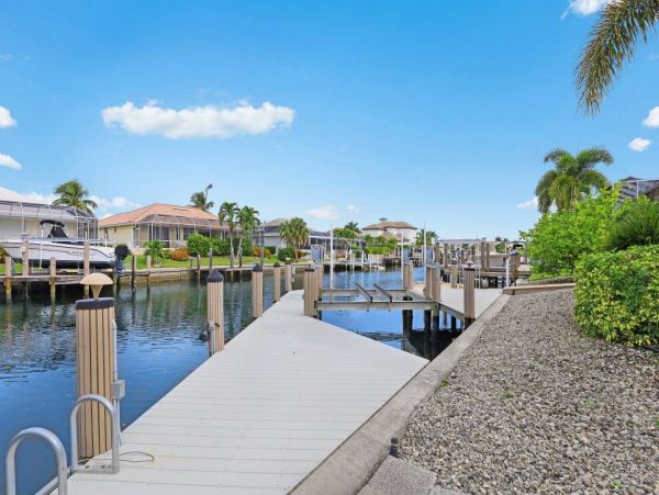 Marco Island Vacation Home Three Bedrooms