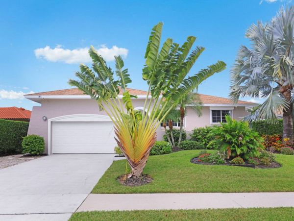 Marco Island Vacation Home Three Bedrooms