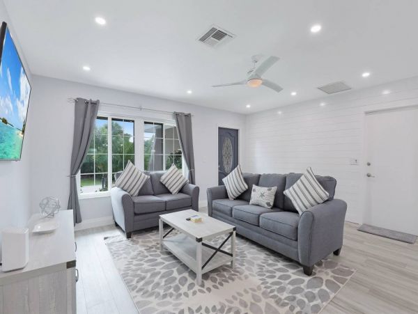 Marco Island Vacation Home Three Bedrooms