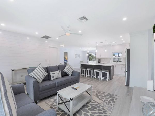 Marco Island Vacation Home Three Bedrooms