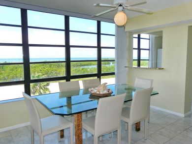Marco Island Condo 910142