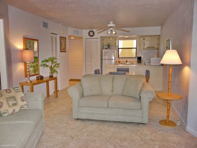 Marco Island Condo 910143