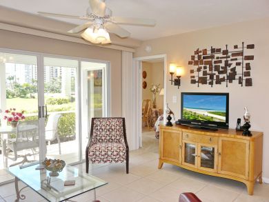 Marco Island Condo 910144
