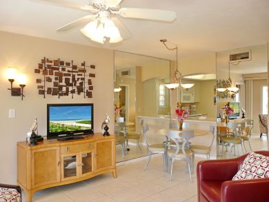 Marco Island Condo 910144