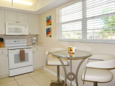 Marco Island Condo 910144